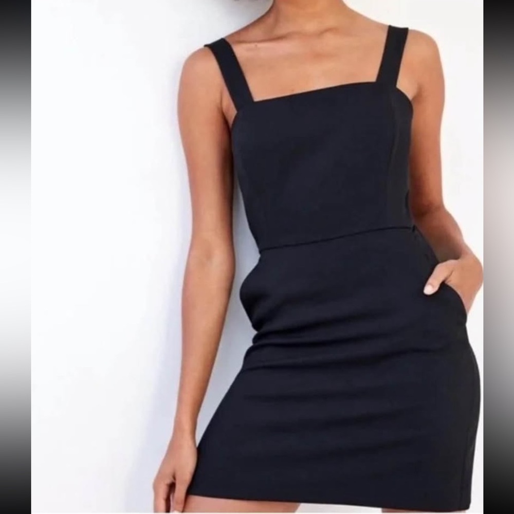 Aritzia Wilfred black linen blend square neck mini dress